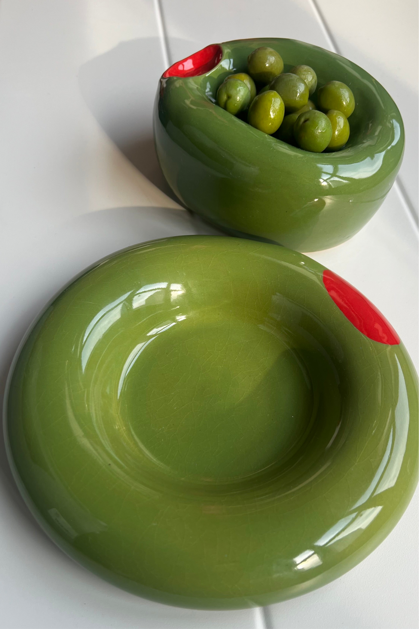 plump olive bowl