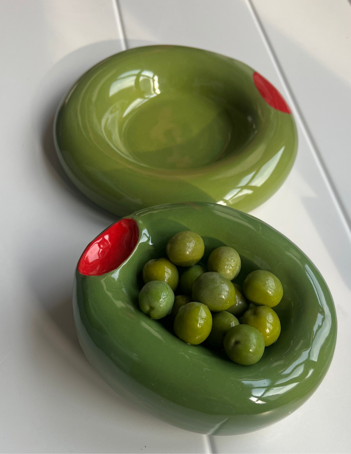 plump olive bowl