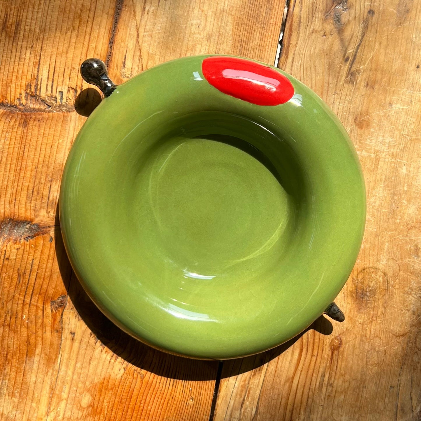 olive bubble bowl with pick