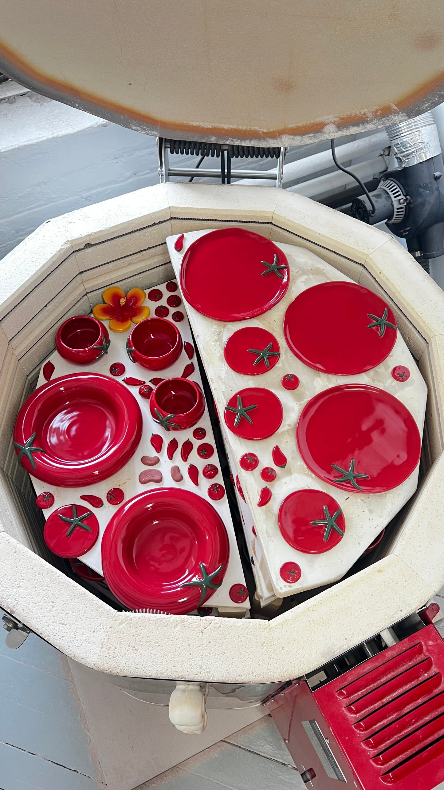 tomato side plate seconds
