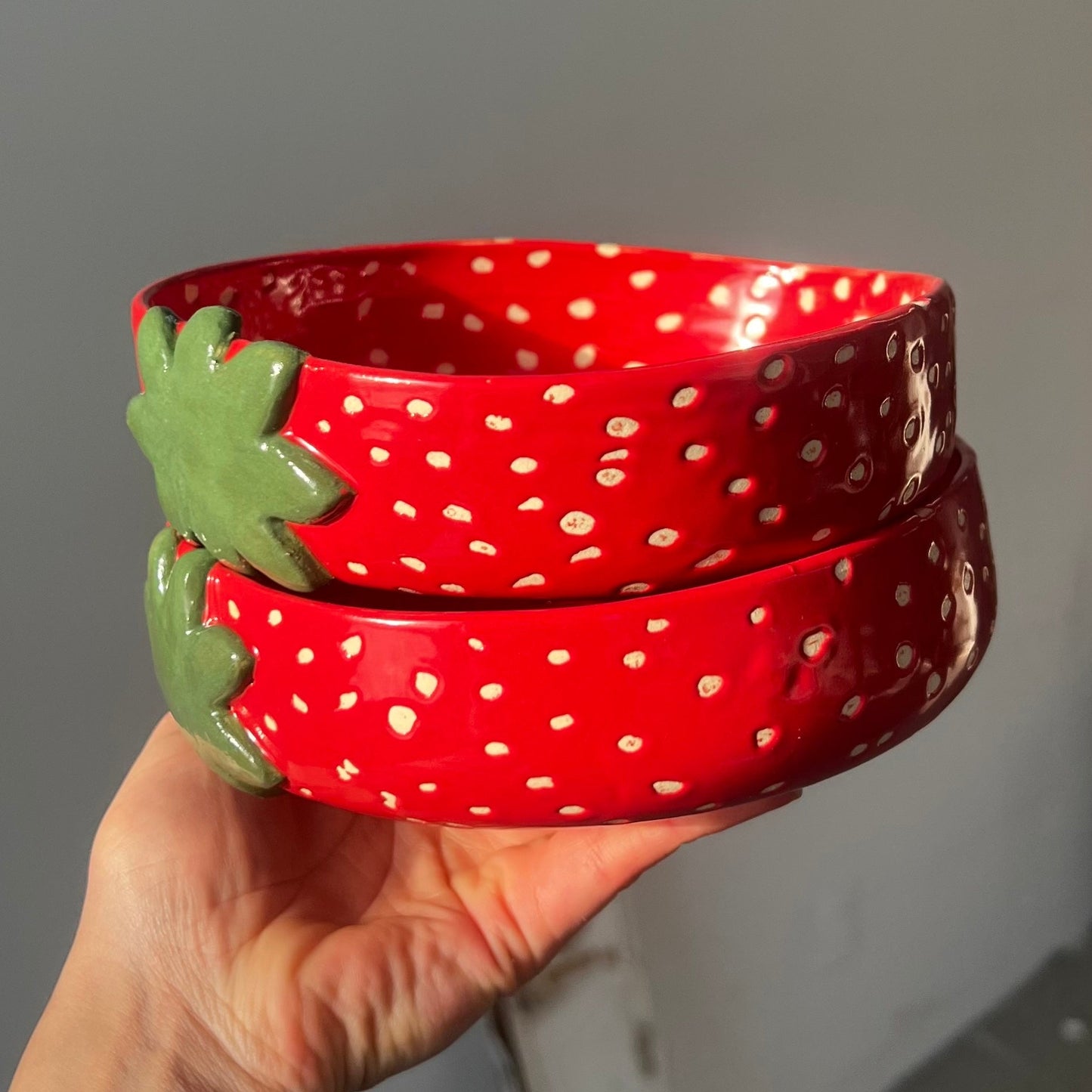 strawberry colander